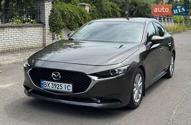 Седан Mazda 3 2019 в 