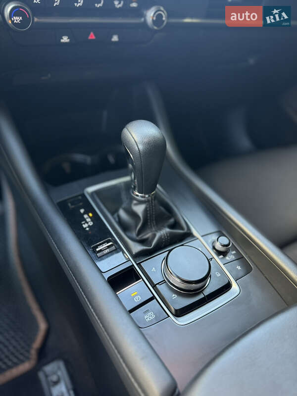 Седан Mazda 3 2019 в Львове фото 18 Седан Mazda 3 2019 в Львове