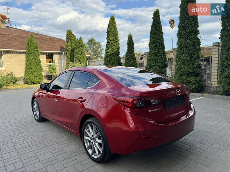 Седан Mazda 3 2018 в Харькове
