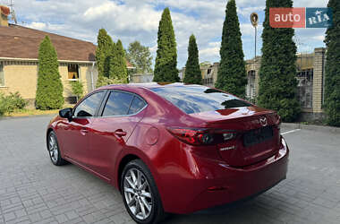 Седан Mazda 3 2018 в 