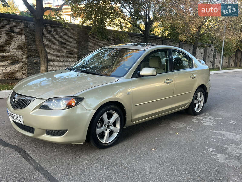 Седан Mazda 3 2004 в Днепре