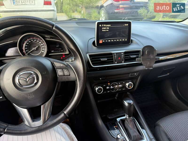 Седан Mazda 3 2014 в Виннице