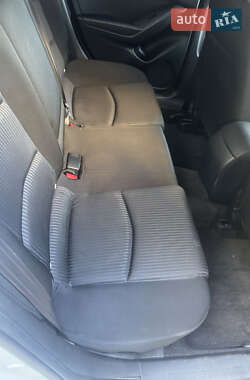 Седан Mazda 3 2013 в 