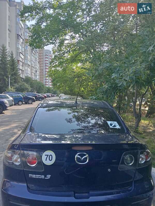 Седан Mazda 3 2008 в Киеве