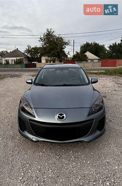 Седан Mazda 3 2011 в Днепре