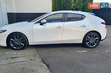 Хэтчбек Mazda 3 2018 в 