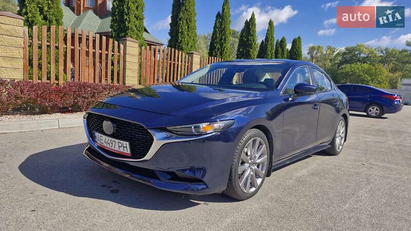 Седан Mazda 3 2019 в Днепре