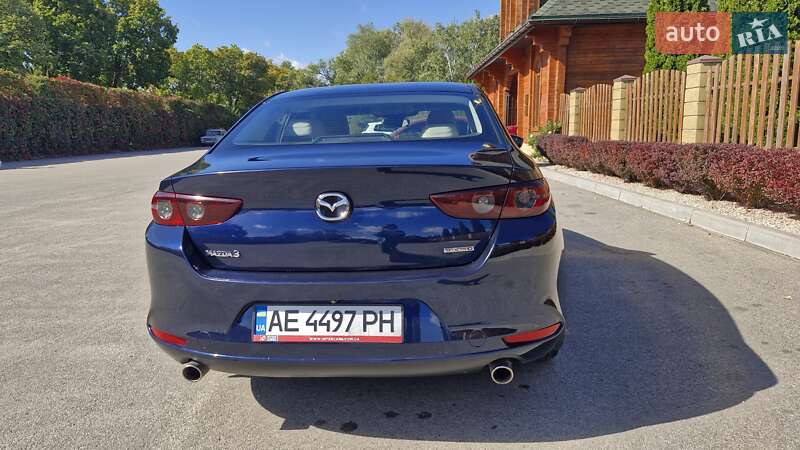 Седан Mazda 3 2019 в Днепре