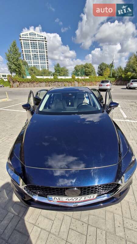 Седан Mazda 3 2019 в Днепре