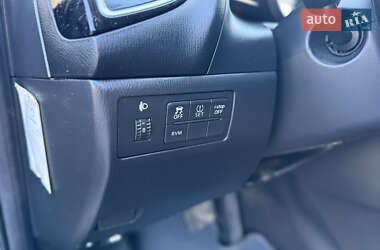 Хэтчбек Mazda 3 2014 в 