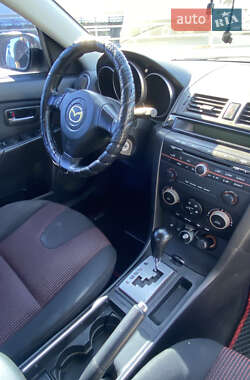 Седан Mazda 3 2005 в 
