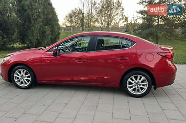 Седан Mazda 3 2016 в 