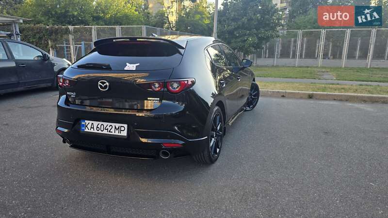 Хэтчбек Mazda 3 2022 в Киеве