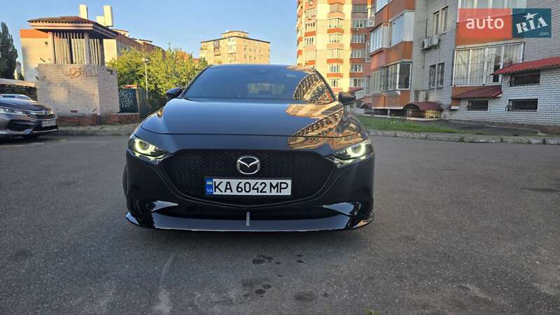 Хэтчбек Mazda 3 2022 в Киеве