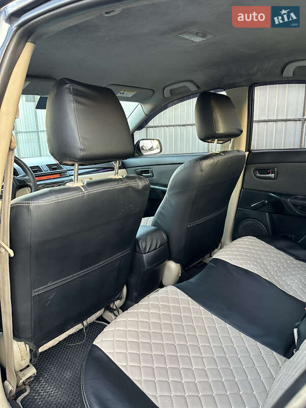 Седан Mazda 3 2008 в Киеве