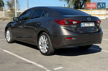 Седан Mazda 3 2016 в 