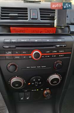 Хэтчбек Mazda 3 2006 в 