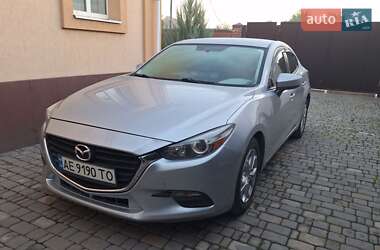 Седан Mazda 3 2016 в 