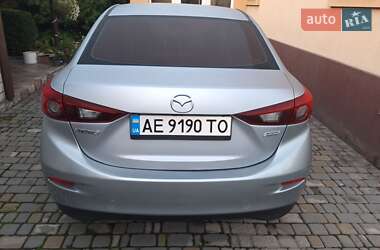 Седан Mazda 3 2016 в 