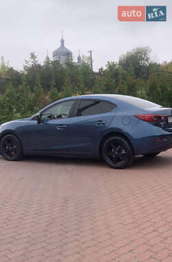 Седан Mazda 3 2017 в 