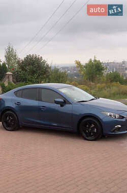 Седан Mazda 3 2017 в 