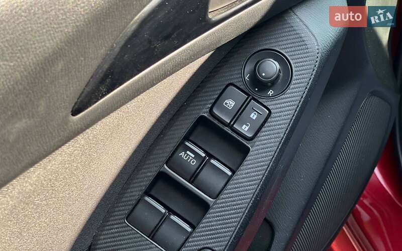 Хэтчбек Mazda 3 2013 в Ивано-Франковске