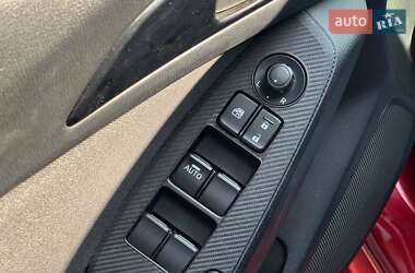 Хэтчбек Mazda 3 2013 в 