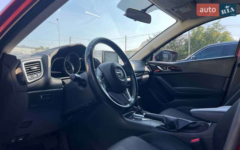 Хэтчбек Mazda 3 2013 в Ивано-Франковске