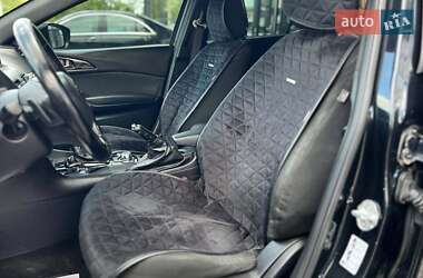 Хэтчбек Mazda 3 2014 в 