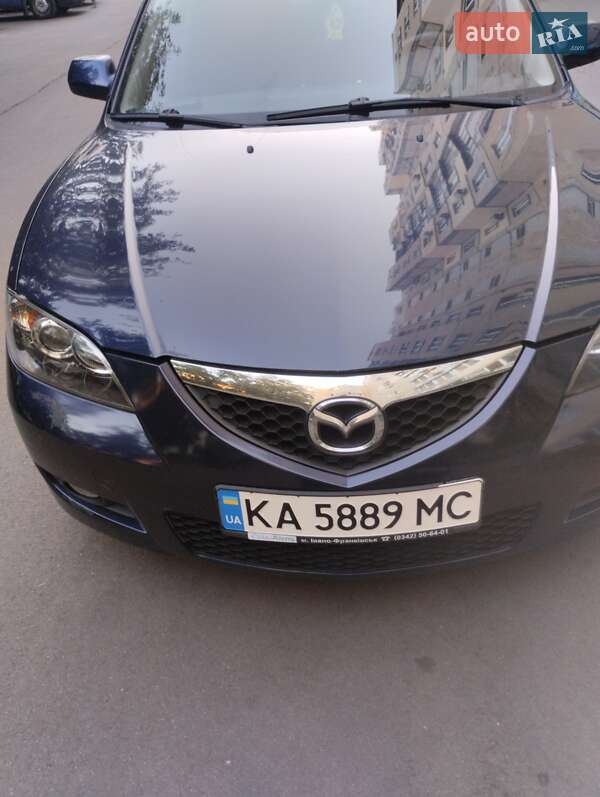 Седан Mazda 3 2008 в Киеве