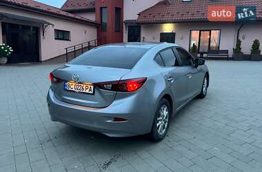 Седан Mazda 3 2016 в 