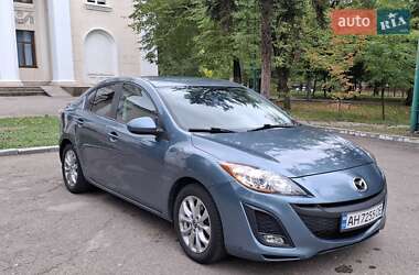 Седан Mazda 3 2010 в 