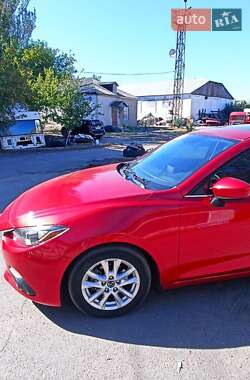 Седан Mazda 3 2015 в 
