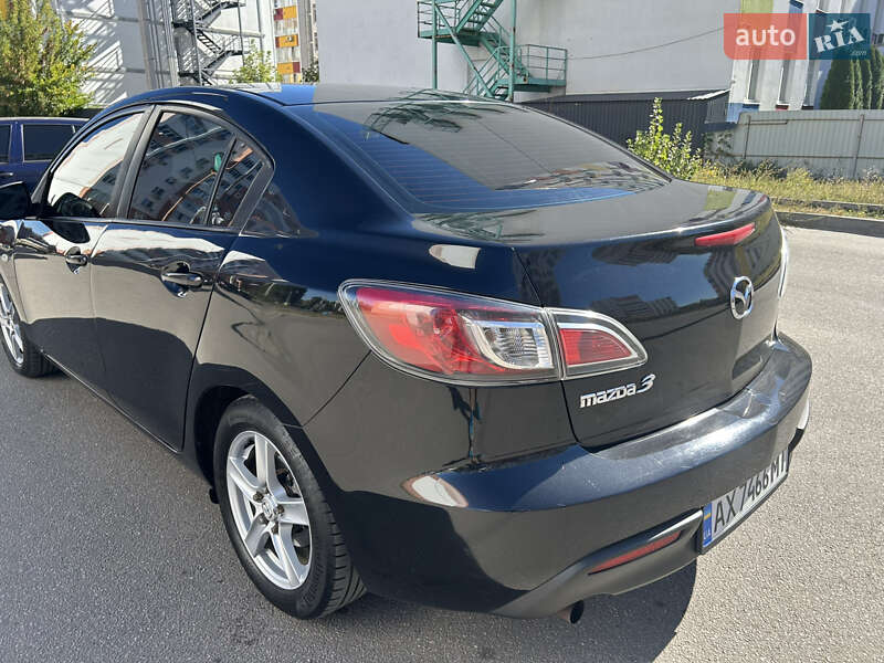 Седан Mazda 3 2011 в Харькове