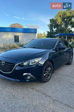 Седан Mazda 3 2015 в 