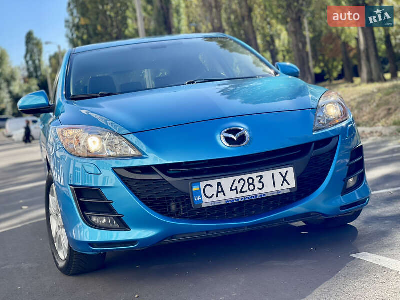Хетчбек Mazda 3 2009 в Києві фото 2 Хетчбек Mazda 3 2009 в Києві