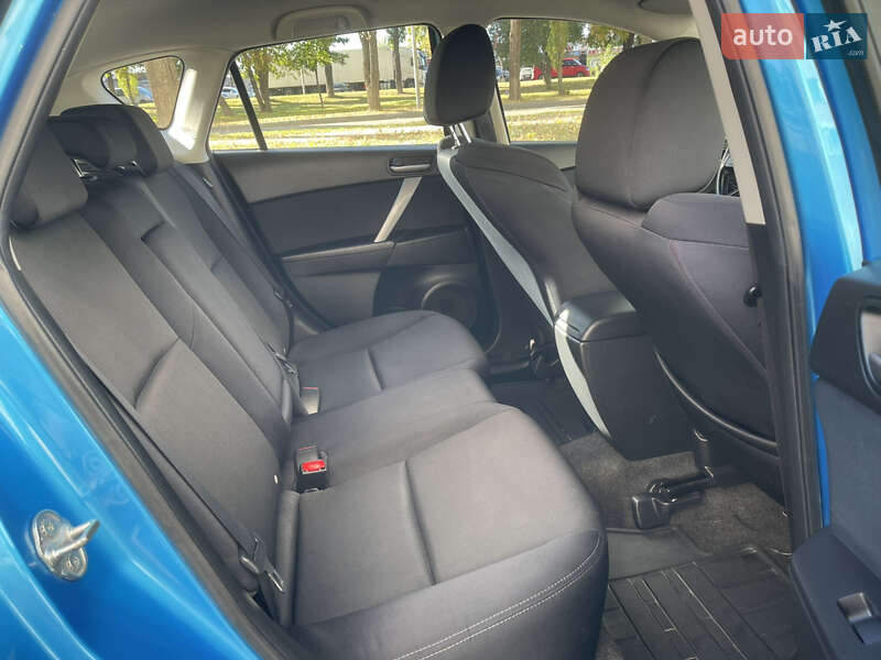Хетчбек Mazda 3 2009 в Києві фото 35 Хетчбек Mazda 3 2009 в Києві