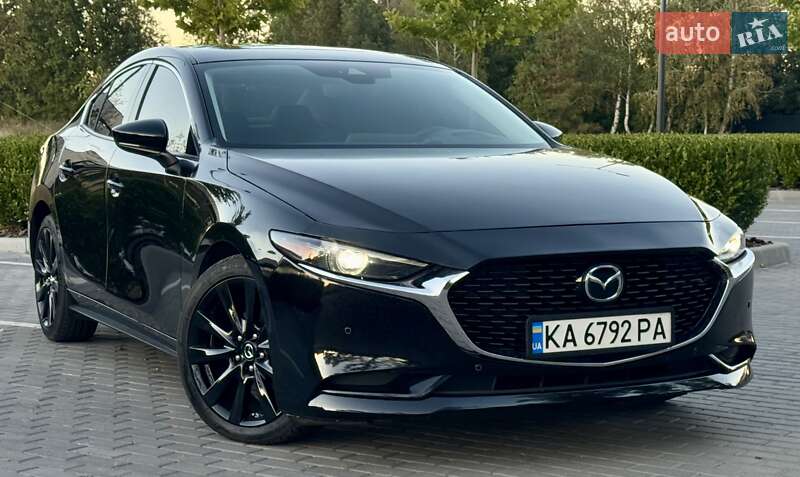 Седан Mazda 3 2019 в Киеве