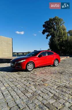 Седан Mazda 3 2016 в Киеве