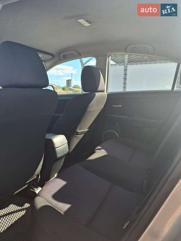 Седан Mazda 3 2007 в Одесі