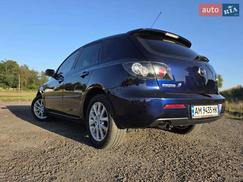 Хэтчбек Mazda 3 2008 в Житомире