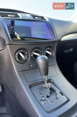 Седан Mazda 3 2011 в 