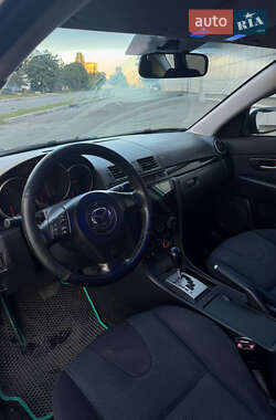 Хэтчбек Mazda 3 2004 в 