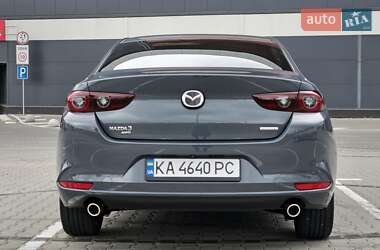 Седан Mazda 3 2023 в Киеве