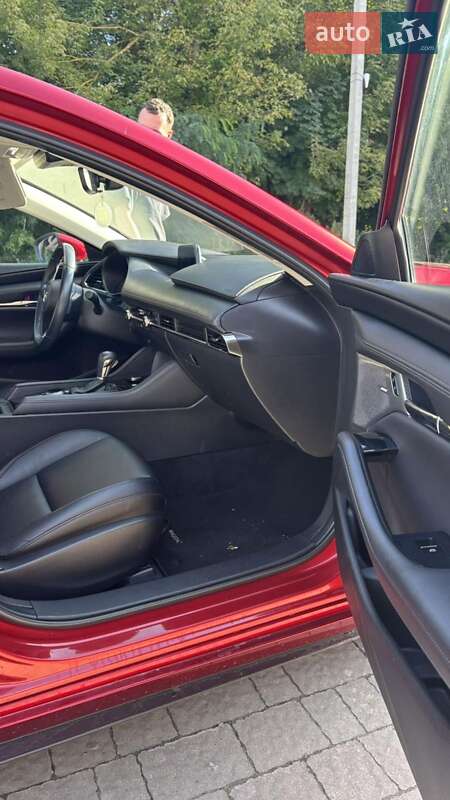 Седан Mazda 3 2019 в Львові