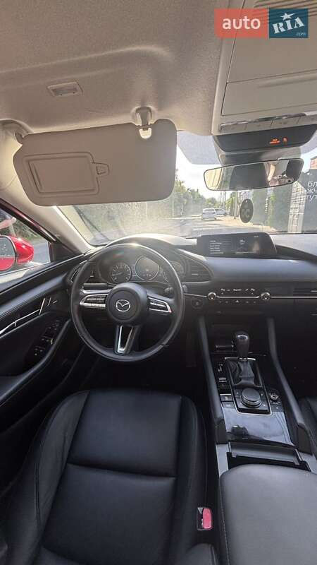 Седан Mazda 3 2019 в Львові