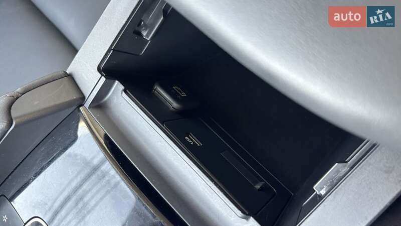 Седан Mazda 3 2019 в Львові