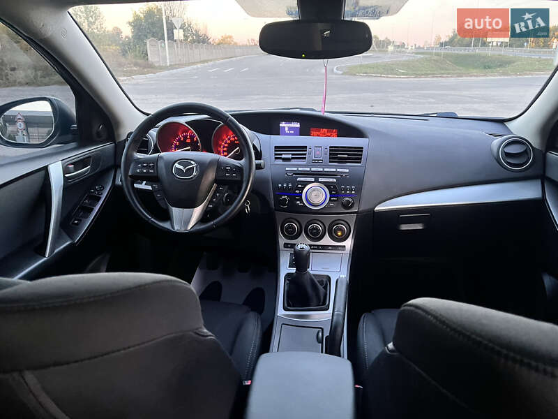 Хэтчбек Mazda 3 2010 в Полтаве фото 38 Хэтчбек Mazda 3 2010 в Полтаве
