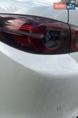 Седан Mazda 3 2019 в 