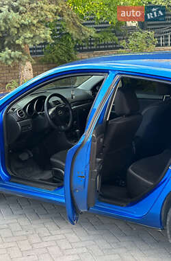 Хэтчбек Mazda 3 2006 в 